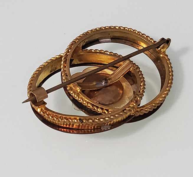 5352-Vintage MOP Brooch