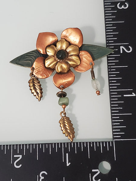 4698-Vintage Floral Dangle Brooch