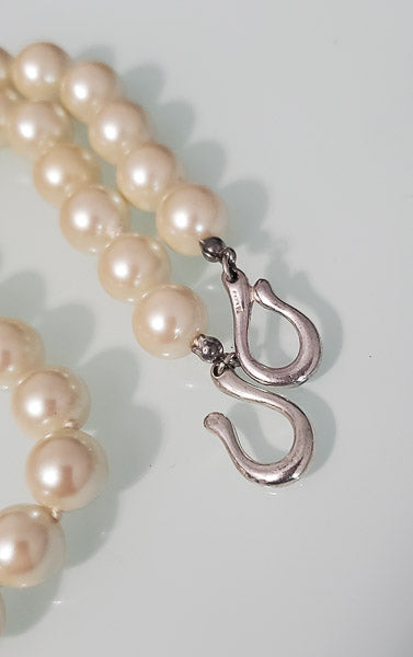7901-Signed Glass Pearl Necklace