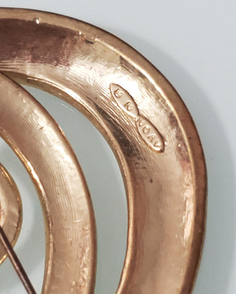 5600-Gold Tone NR Avon Brooch