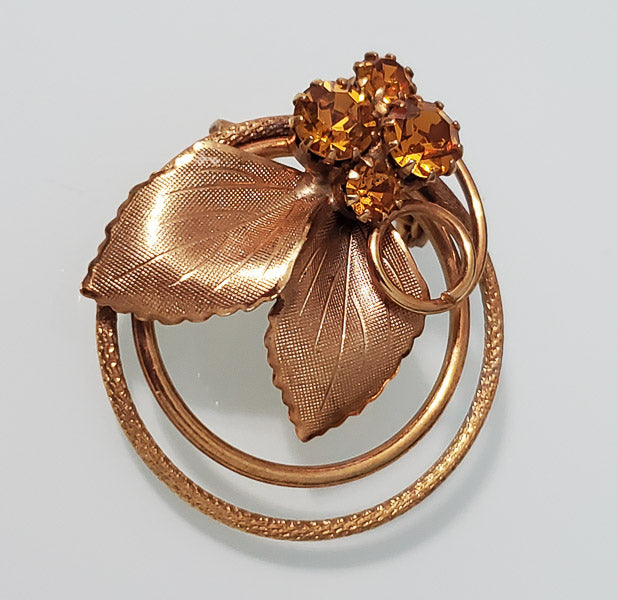 4652-Vintage Gold Tone Rhinestone Brooch
