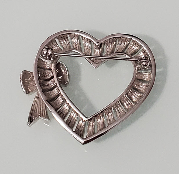 4364-Joan Rivers Rhinestone Heart Brooch