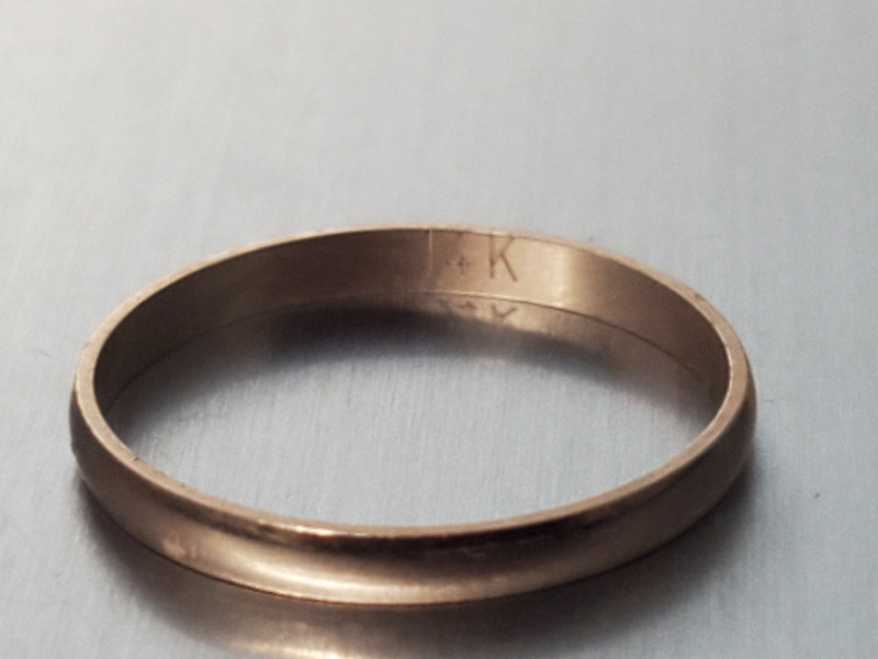 Simple 2mm 14k Yellow Gold Band Ring sz 6