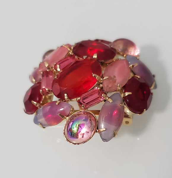 Better Quality Vintage Rhinestone Brooch-5596