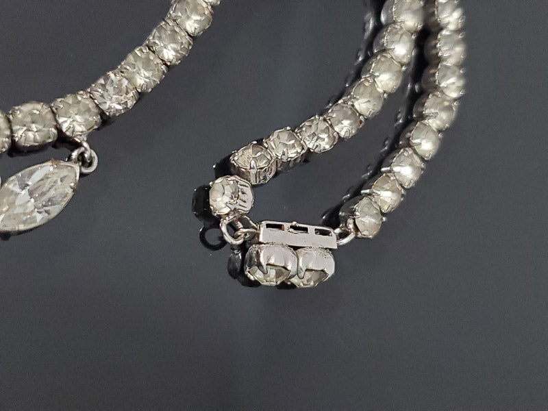 True Vintage Unsigned Rhinestone Dangle Necklace