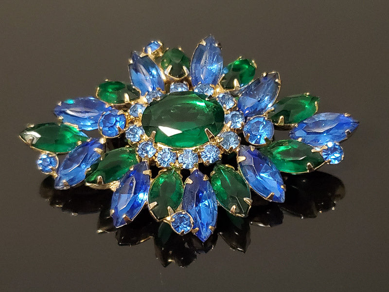 Vintage Rhinestone Brooch