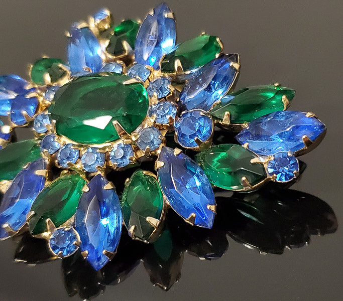 Vintage Rhinestone Brooch