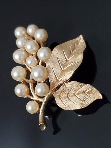 Vintage "The Crown" Crown Trifari Brooch