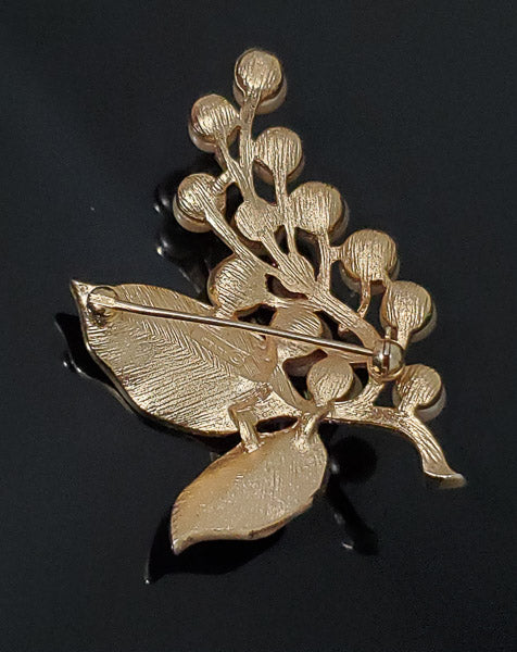 Vintage "The Crown" Crown Trifari Brooch