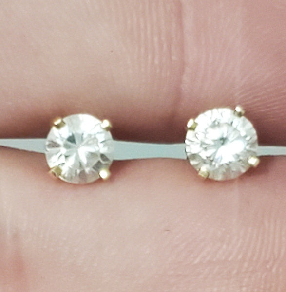 5mm 14k Yellow Gold Stud Earrings