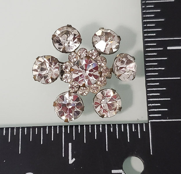 5722-Vintage Rhinestone Brooch