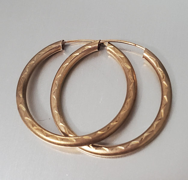 Vintage 9k Gold Diamond Etched Hoop Earrings