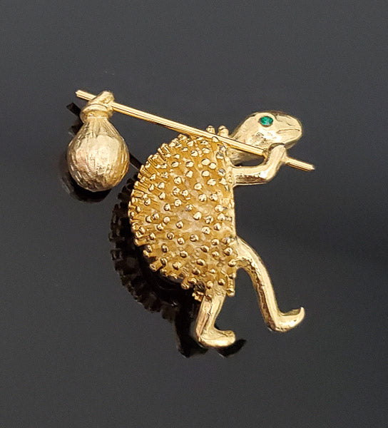 Vintage Jeanne Hobo Turtle Brooch