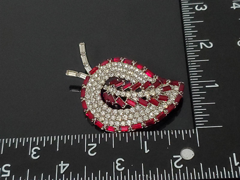 Vintage Red & Clear Tiered Rhinestone Brooch