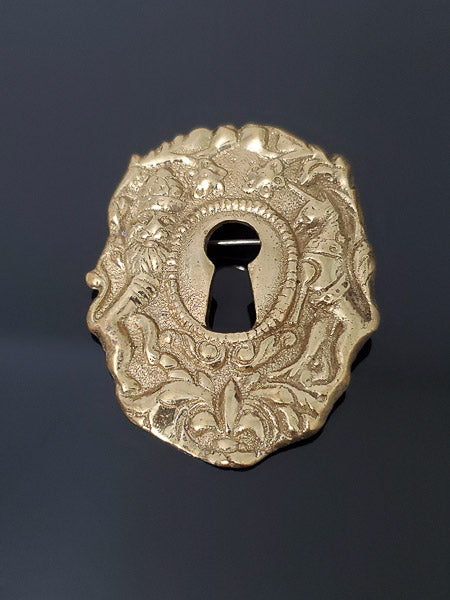 Max Rieg Colonial Williamsburg Brass Gold Tone Key Hole Brooch