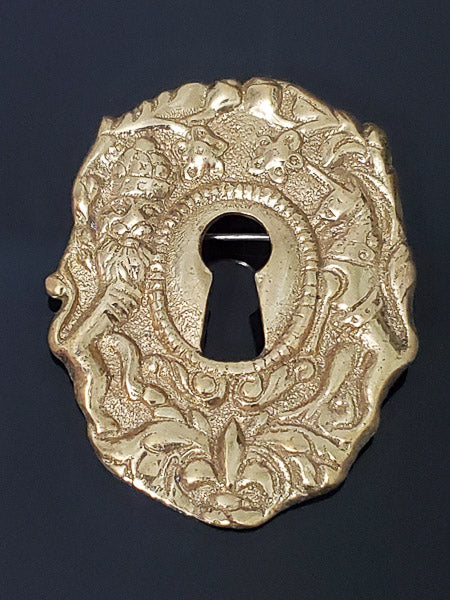 Max Rieg Colonial Williamsburg Brass Gold Tone Key Hole Brooch