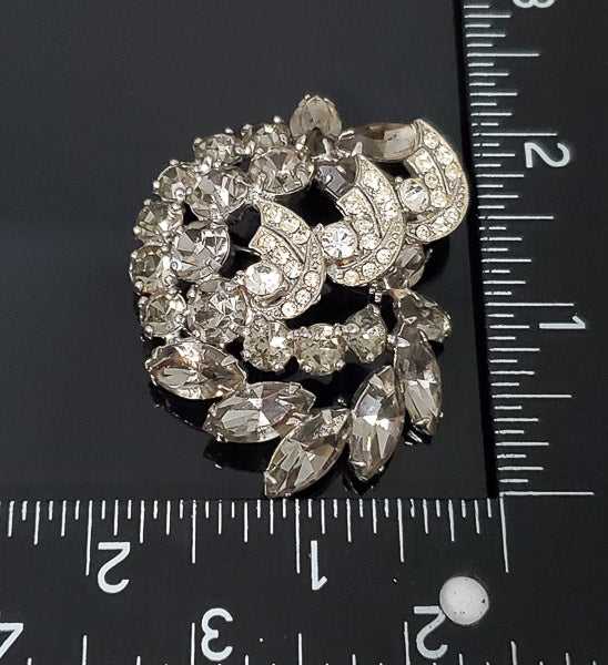 Vintage Weiss Smokey Rhinestone Brooch