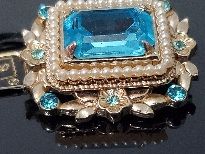 Vintage Coro Frame Motif Aqua Brooch