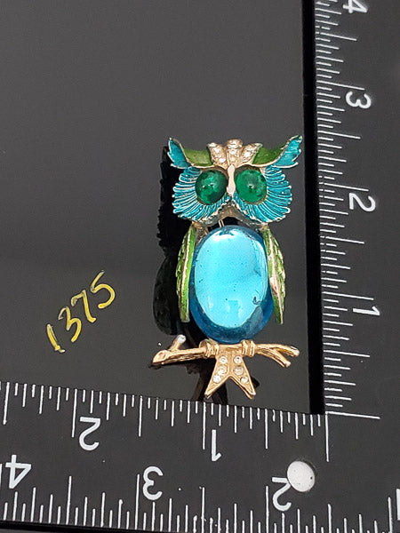 Vintage Signed Art Glass Owl Brooch