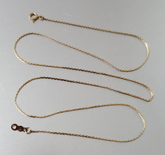 Signed JW 14k Yellow Gold 18.5" Chain
