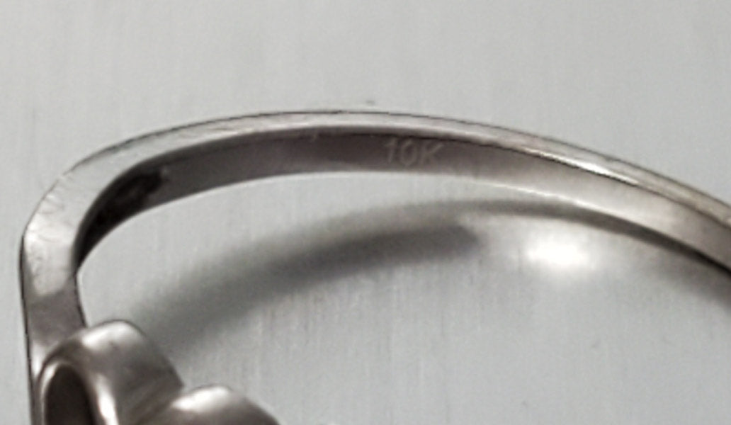 10k White Gold Diamond Heart Ring sz 7