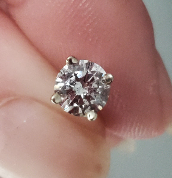Single 14k Gold 5.3mm Round Diamond Earring