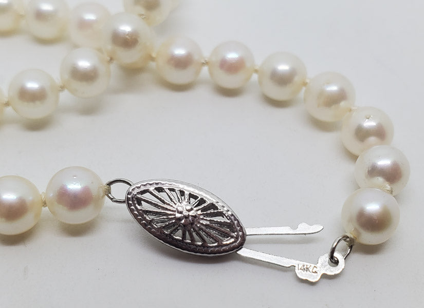 Genuine Pearl Knotted 14k Gold Necklace