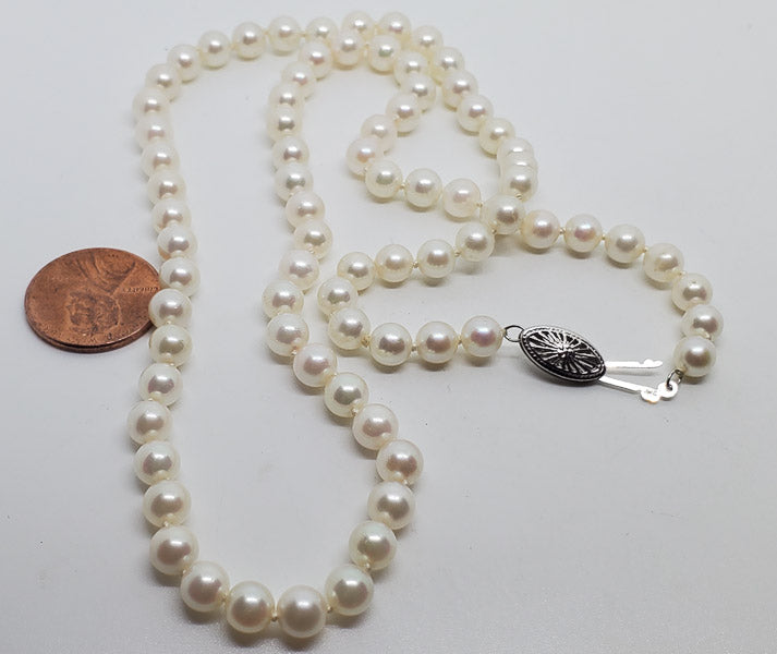 Genuine Pearl Knotted 14k Gold Necklace