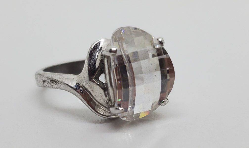 Sterling Silver Special Cut Glass Dome Ring sz 6