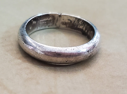 Classic Sterling Silver Band Ring sz 5