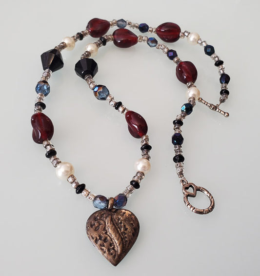 1675-Glass Beaded Necklace