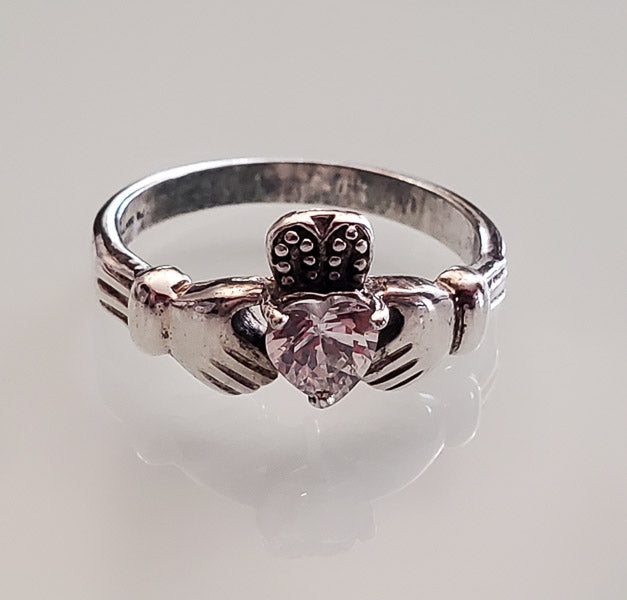 1712-Irish Claddagh Sterling Silver Ring sz 8