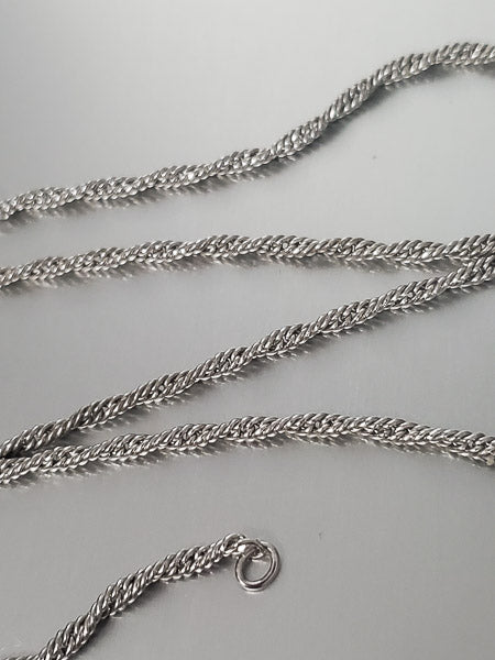 2938-Vintage Sterling Silver Unique Twisted Chain