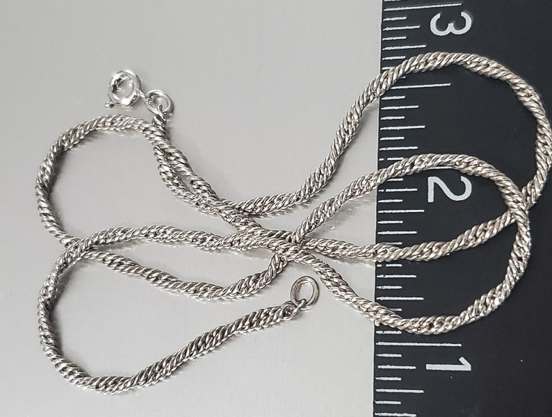 2938-Vintage Sterling Silver Unique Twisted Chain