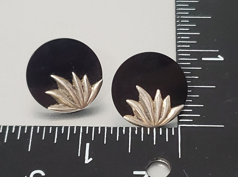 3768-Circle Glass Sterling Post Earrings