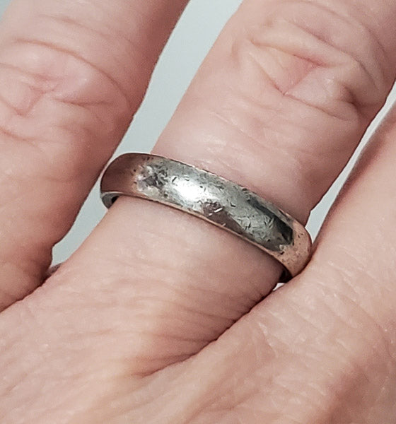 3674-Classic Sterling Silver Band Ring sz 7