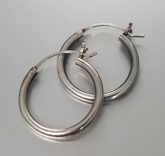 2958-Classic Sterling Silver Hoop Earrings