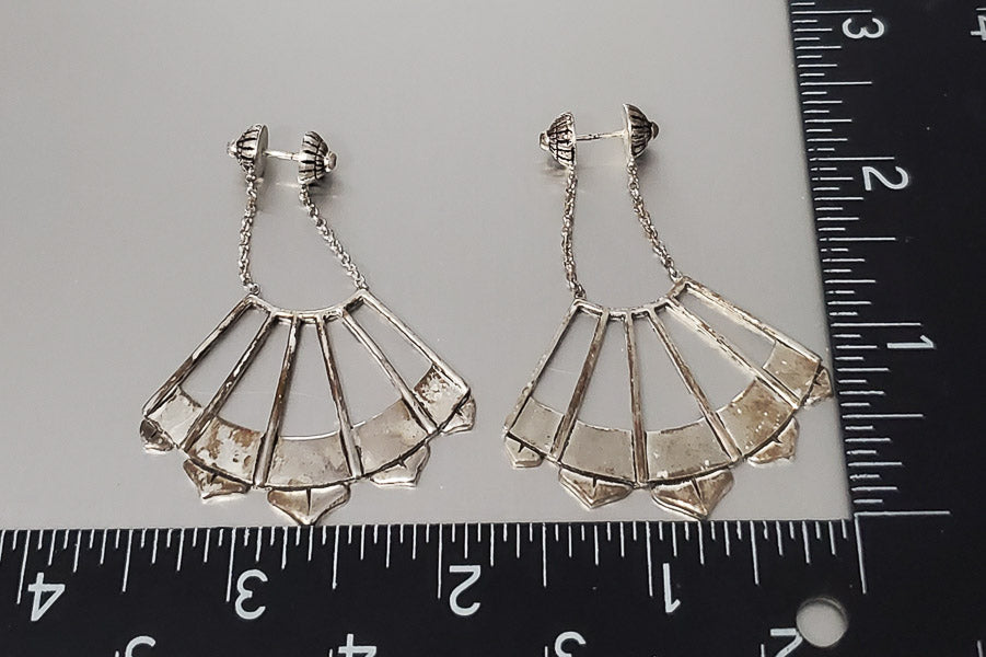 5696-Silver Plated Fan Out Dangle Earrings