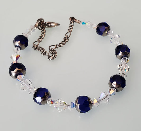 1601-Crystal & Glass Beaded Childs Bracelet