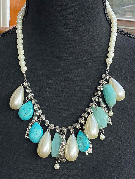 4170-Stone & Resin Statement Necklace