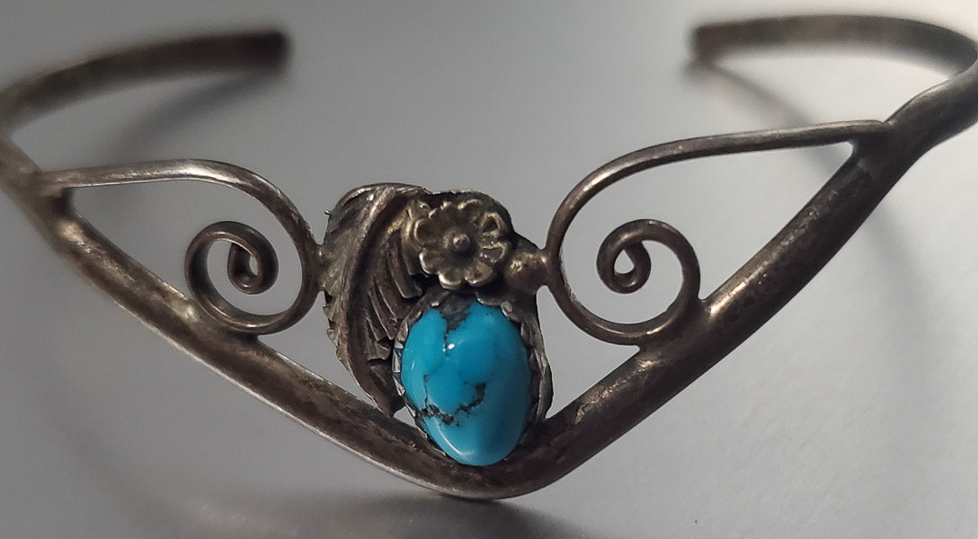 2988-Native Sterling Turquoise Cuff Bracelet