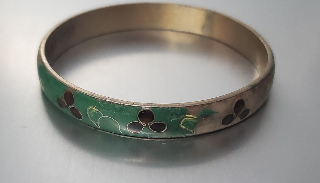 2994-Signed Enamel Gold Tone Bangle Bracelet