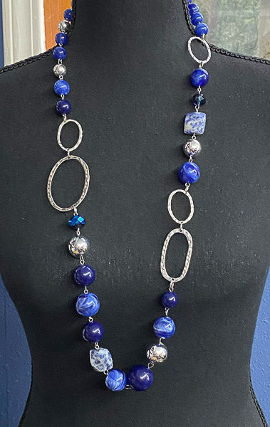 5720-Resin, Stone, & Glass Beaded Necklace