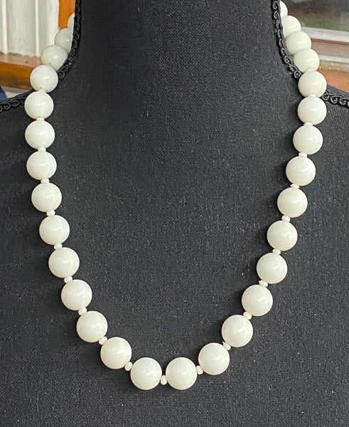 5130-Resin Beaded Necklace