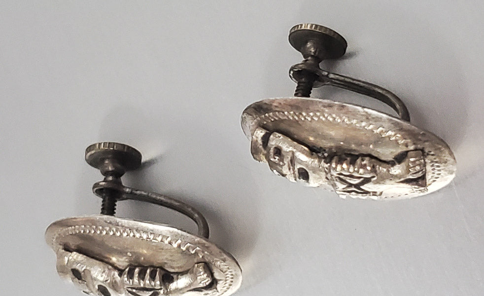3544-Screw-back Vtg Earrings