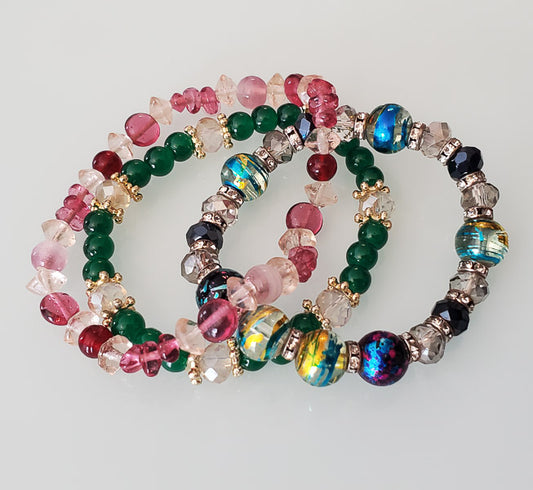 5622-Glass Beaded Bracelet Lot