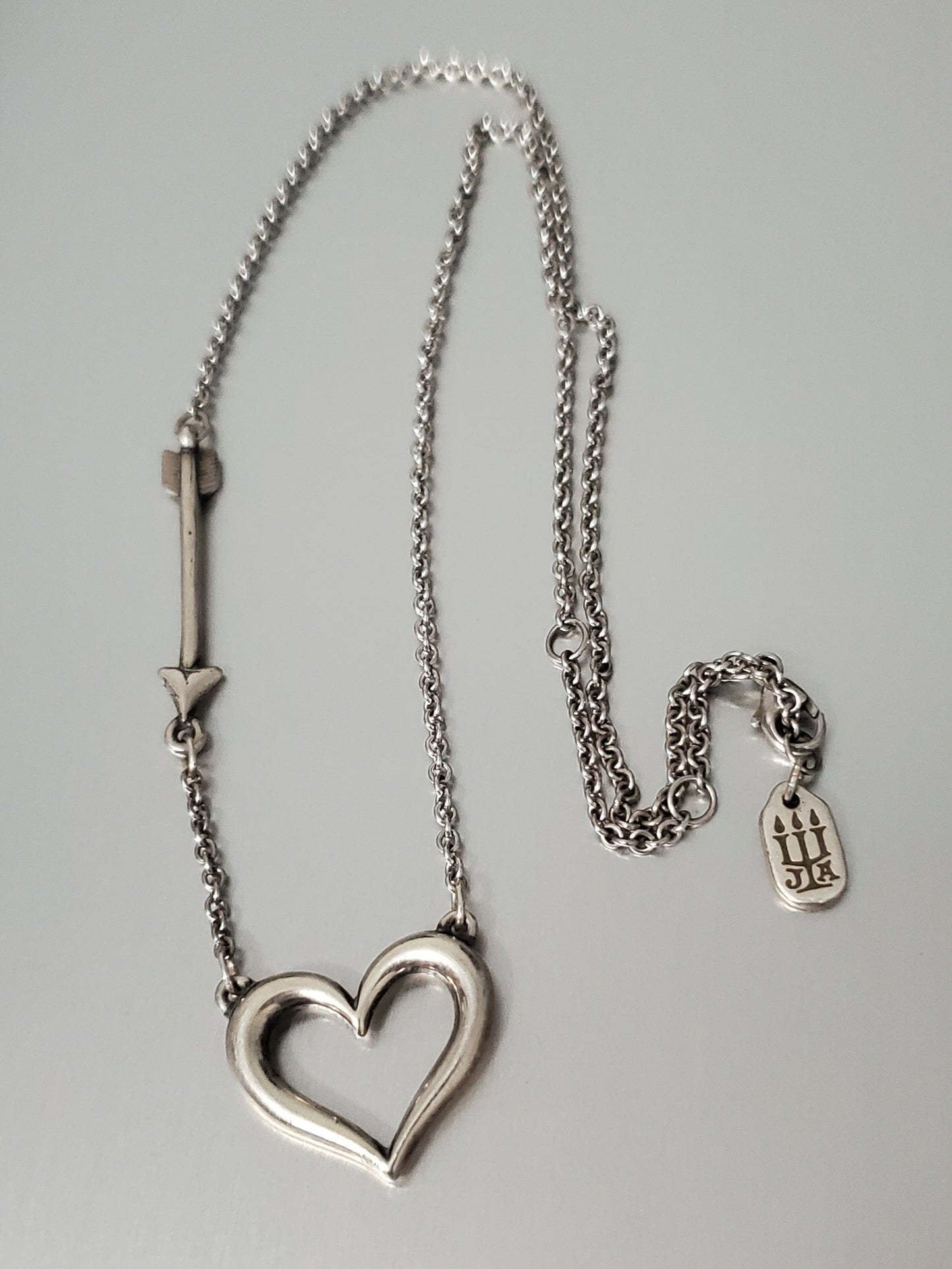 3378-James Avery Love Struck Necklace