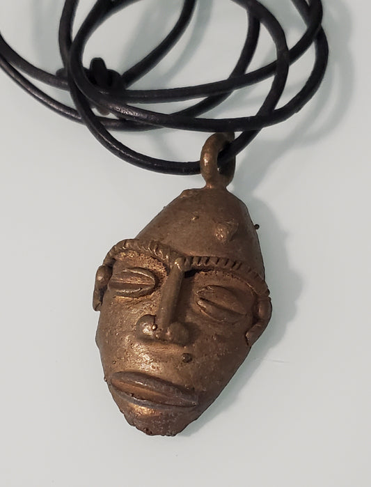 5414-Unknown Metal Mask Face On Cord
