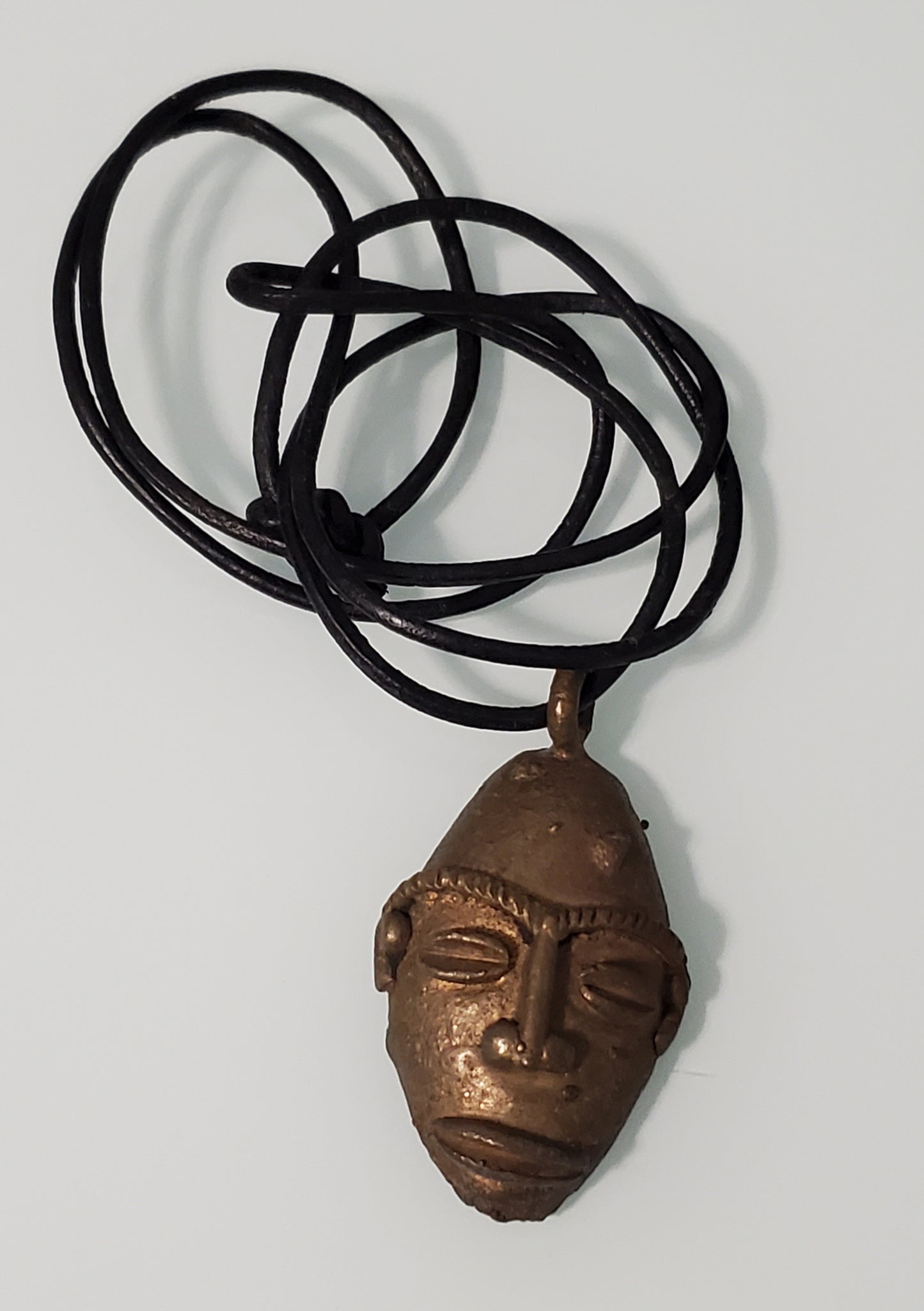 5414-Unknown Metal Mask Face On Cord