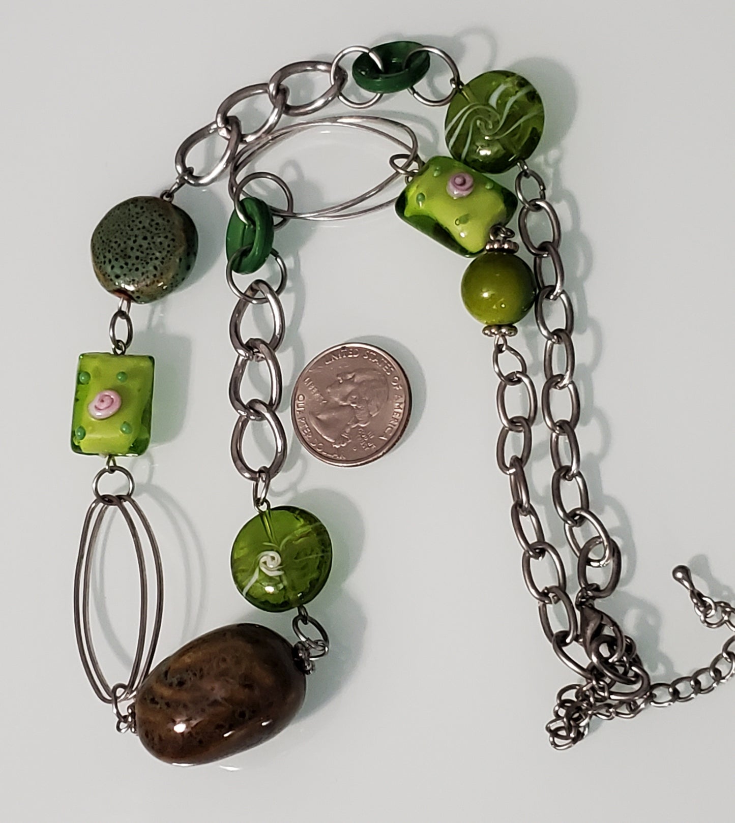 5438-Ceramic? & Glass Necklace